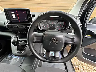 Used 2019 Citroen Berlingo 650 Enterprise Black - Interior and Exterior details 18
