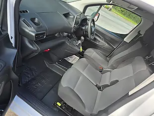 Used 2019 Citroen Berlingo 650Kg Enterprise White - Interior and Exterior details 5