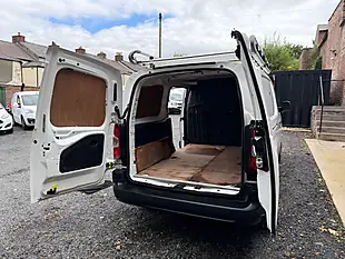 Used 2019 Citroen Berlingo 950 Enterprise Blue White - Interior and Exterior details 12