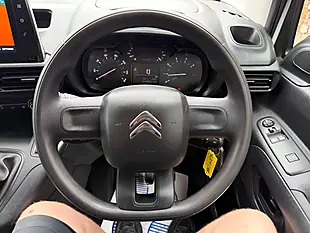 Used 2019 Citroen Berlingo 950 Enterprise Blue White - Interior and Exterior details 15