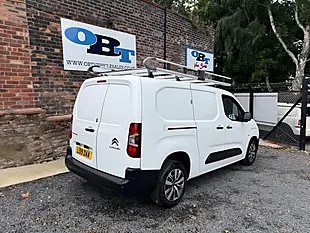 Used 2019 Citroen Berlingo 950 Enterprise Blue White - Interior and Exterior details 3