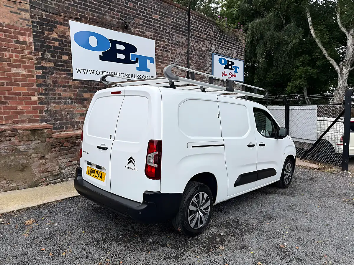 Used 2019 Citroen Berlingo 950 Enterprise Blue White - Interior and Exterior details 3
