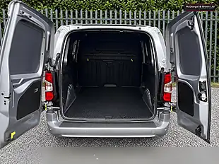 Used 2019 Citroen Berlingo Driver M Swb Grey - Interior and Exterior details 10