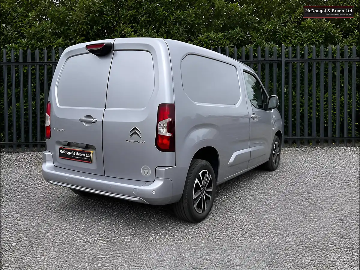 Used 2019 Citroen Berlingo Driver M Swb Grey - Interior and Exterior details 5
