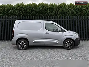 Used 2019 Citroen Berlingo Driver M Swb Grey - Interior and Exterior details 6