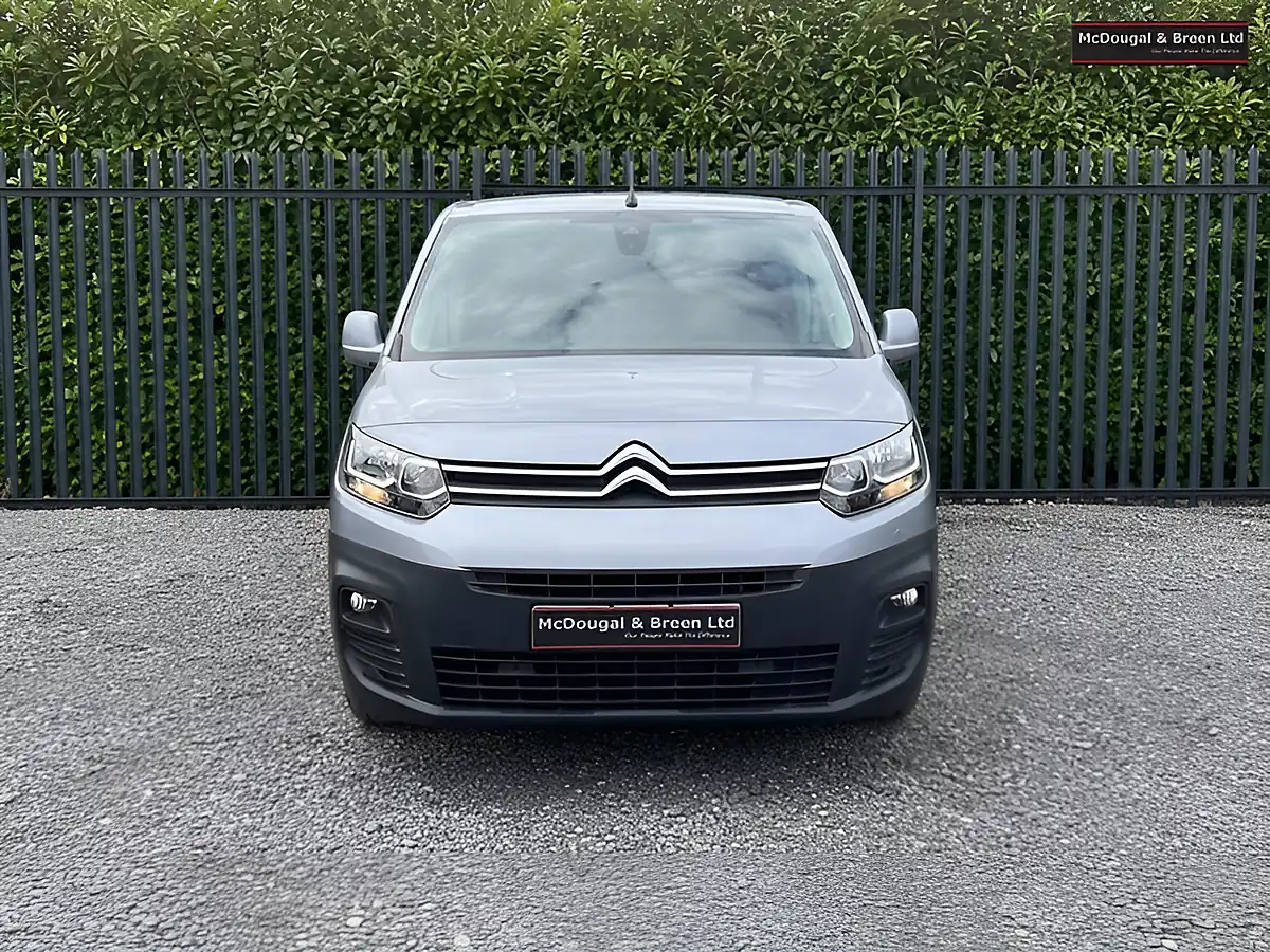Used 2019 Citroen Berlingo Driver M Swb Grey - Interior and Exterior details 8