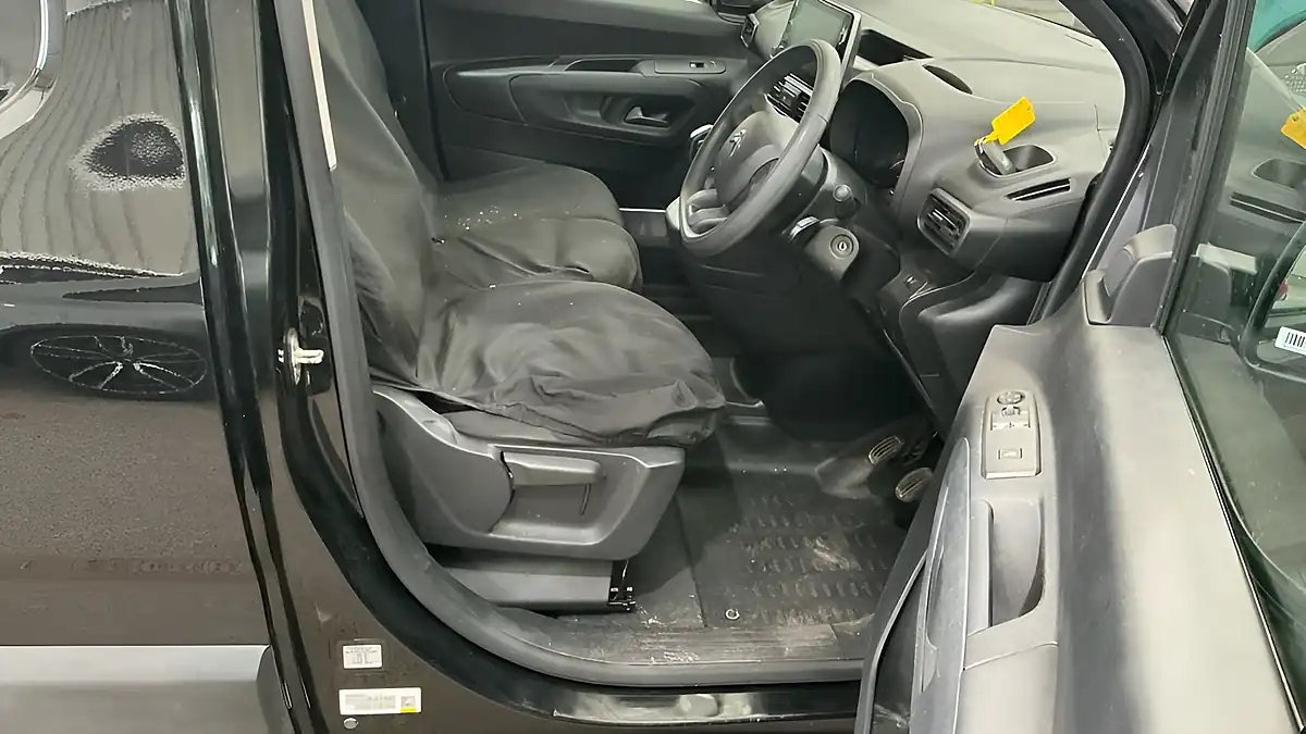 Used 2019 Citroen Berlingo Enterprise M Black - Interior and Exterior details 11