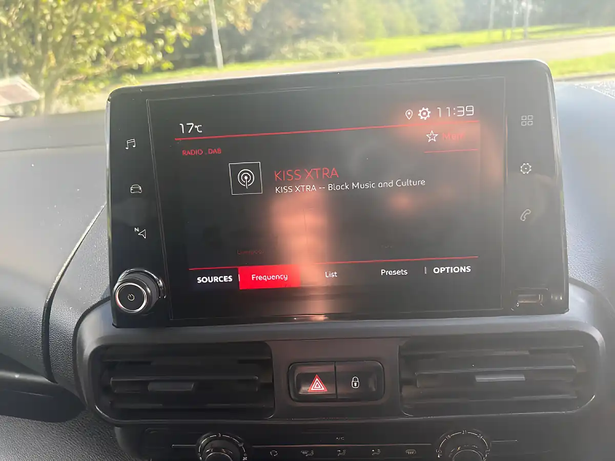 Used 2019 Citroen Berlingo Enterprise M Swb Grey - Interior and Exterior details 14
