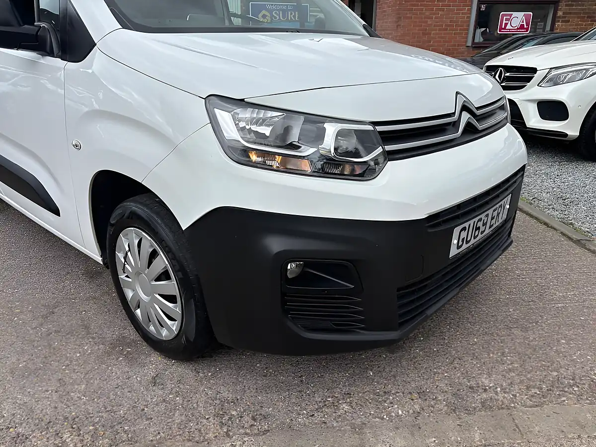 Used 2019 Citroen Berlingo Enterprise M White - Interior and Exterior details 4