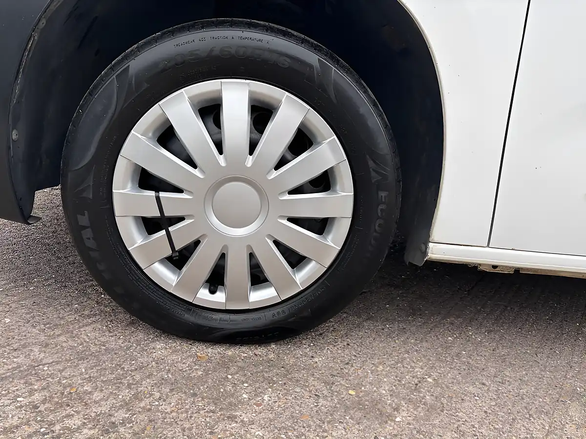 Used 2019 Citroen Berlingo Enterprise M White - Interior and Exterior details 8