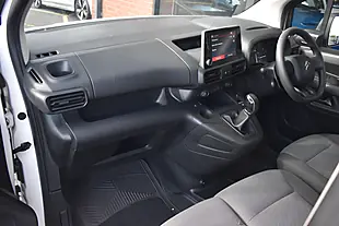 Used 2019 Citroen Berlingo Enterprise M White - Interior and Exterior details 10