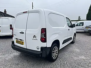 Used 2019 Citroen Berlingo Enterprise M White - Interior and Exterior details 10