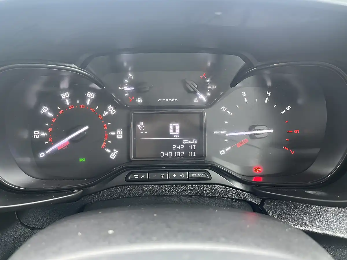 Used 2019 Citroen Berlingo Enterprise M White - Interior and Exterior details 11