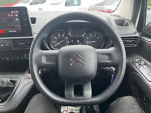 Used 2019 Citroen Berlingo Enterprise M White - Interior and Exterior details 12
