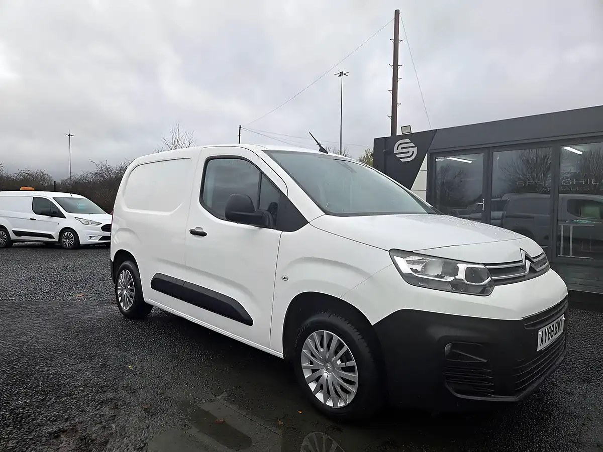 Used 2019 Citroen Berlingo Enterprise M White - Front View