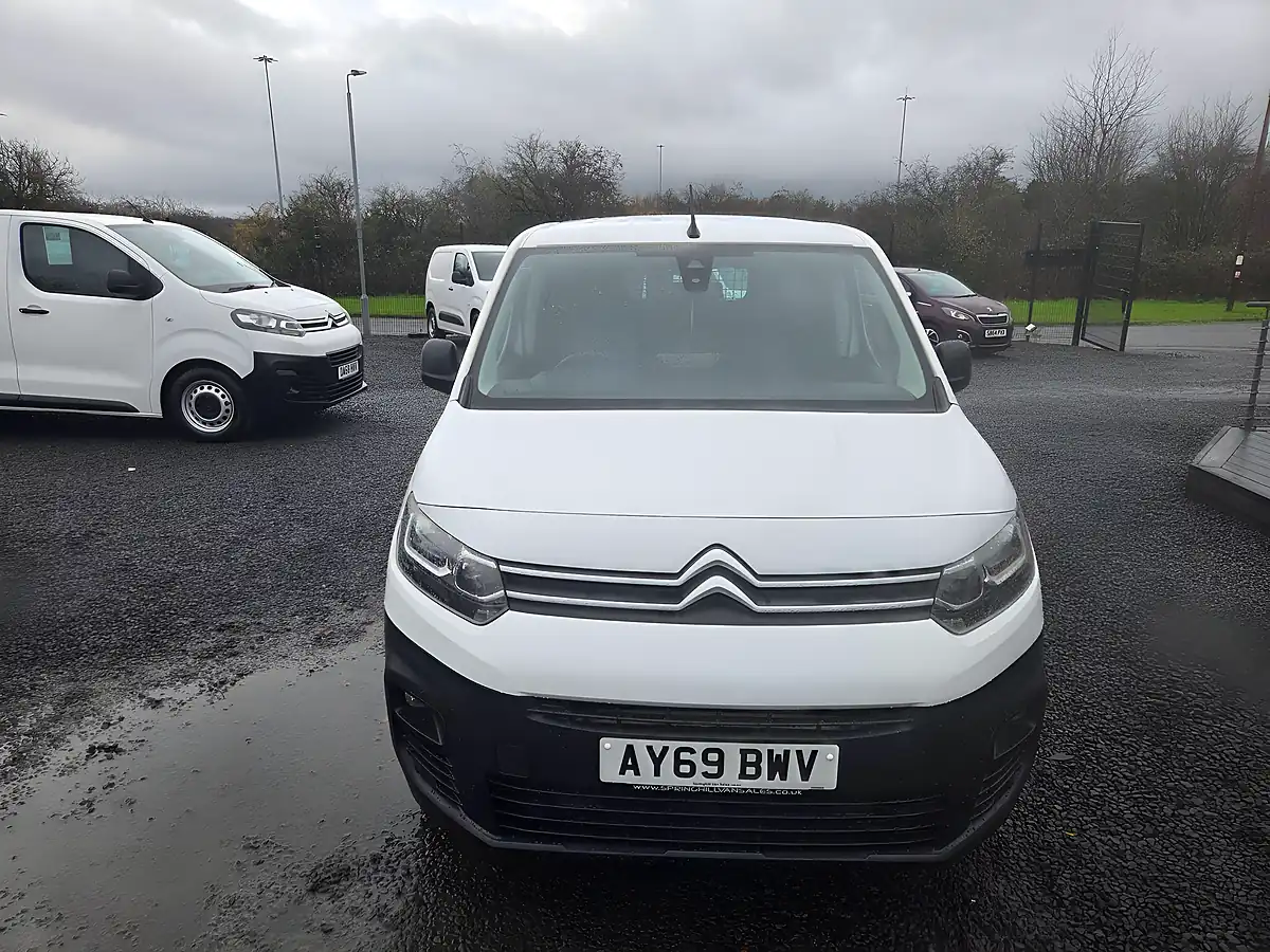Used 2019 Citroen Berlingo Enterprise M White - Interior and Exterior details 11