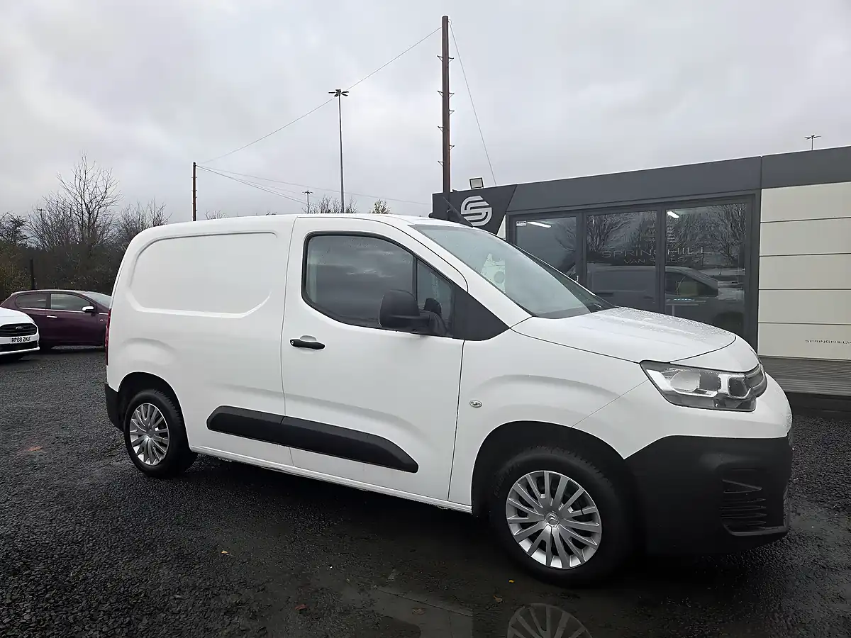 Used 2019 Citroen Berlingo Enterprise M White - Interior and Exterior details 2