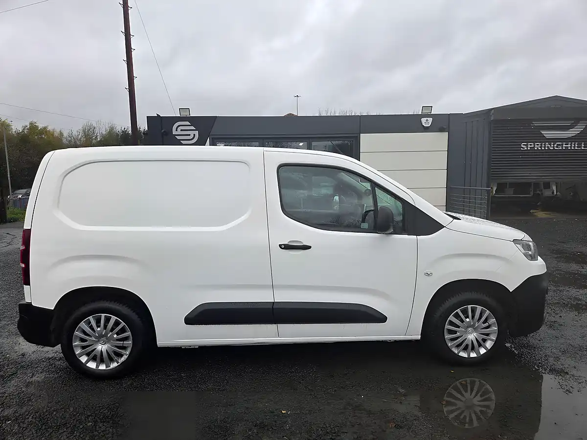 Used 2019 Citroen Berlingo Enterprise M White - Interior and Exterior details 3