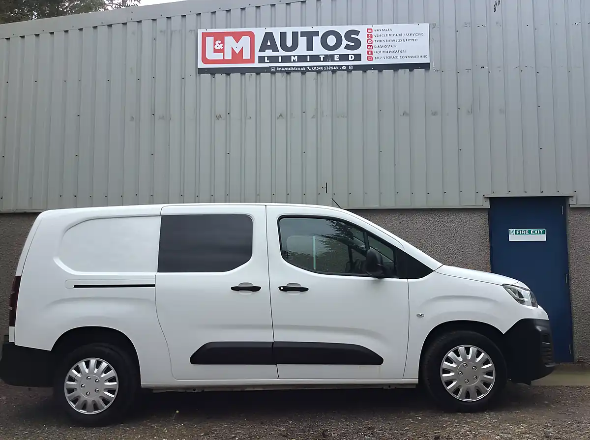 Used 2019 Citroen Berlingo Enterprise Xl White - Front View