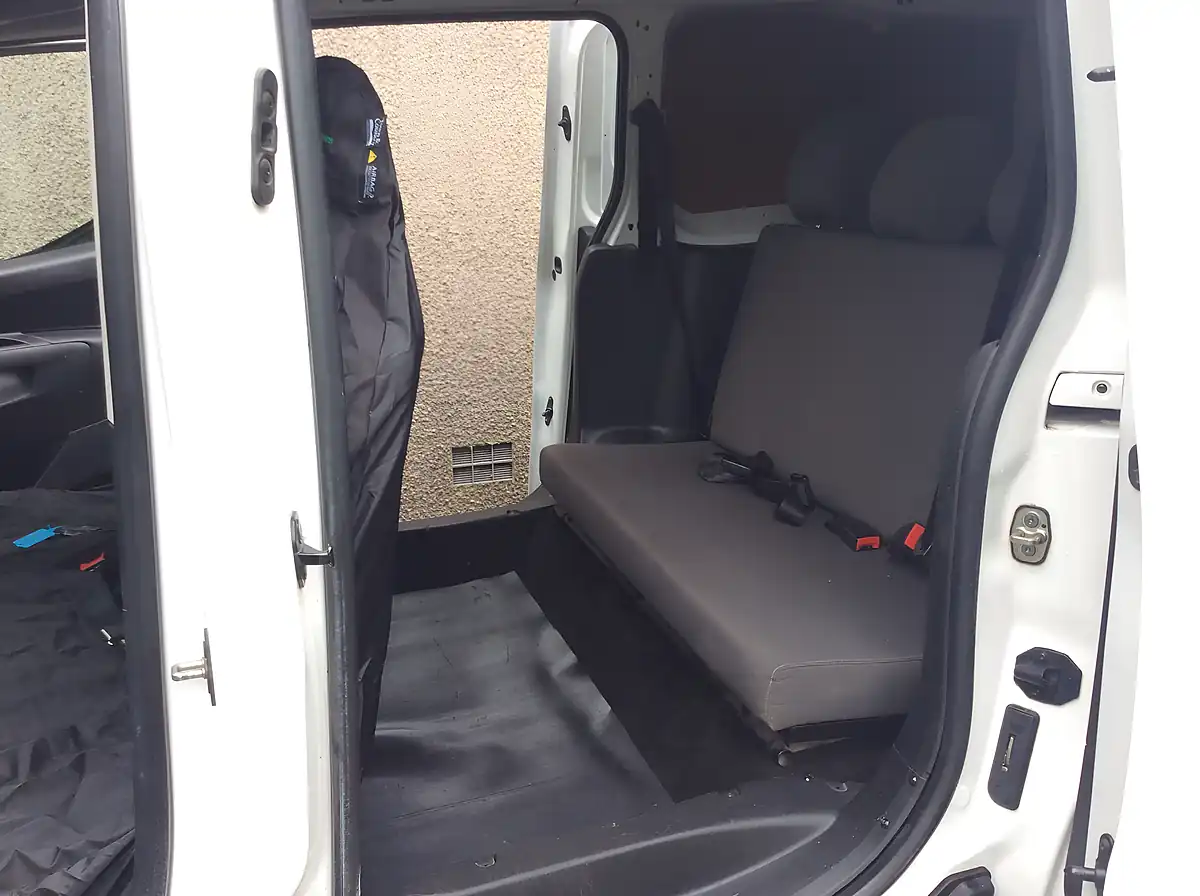 Used 2019 Citroen Berlingo Enterprise Xl White - Interior and Exterior details 13