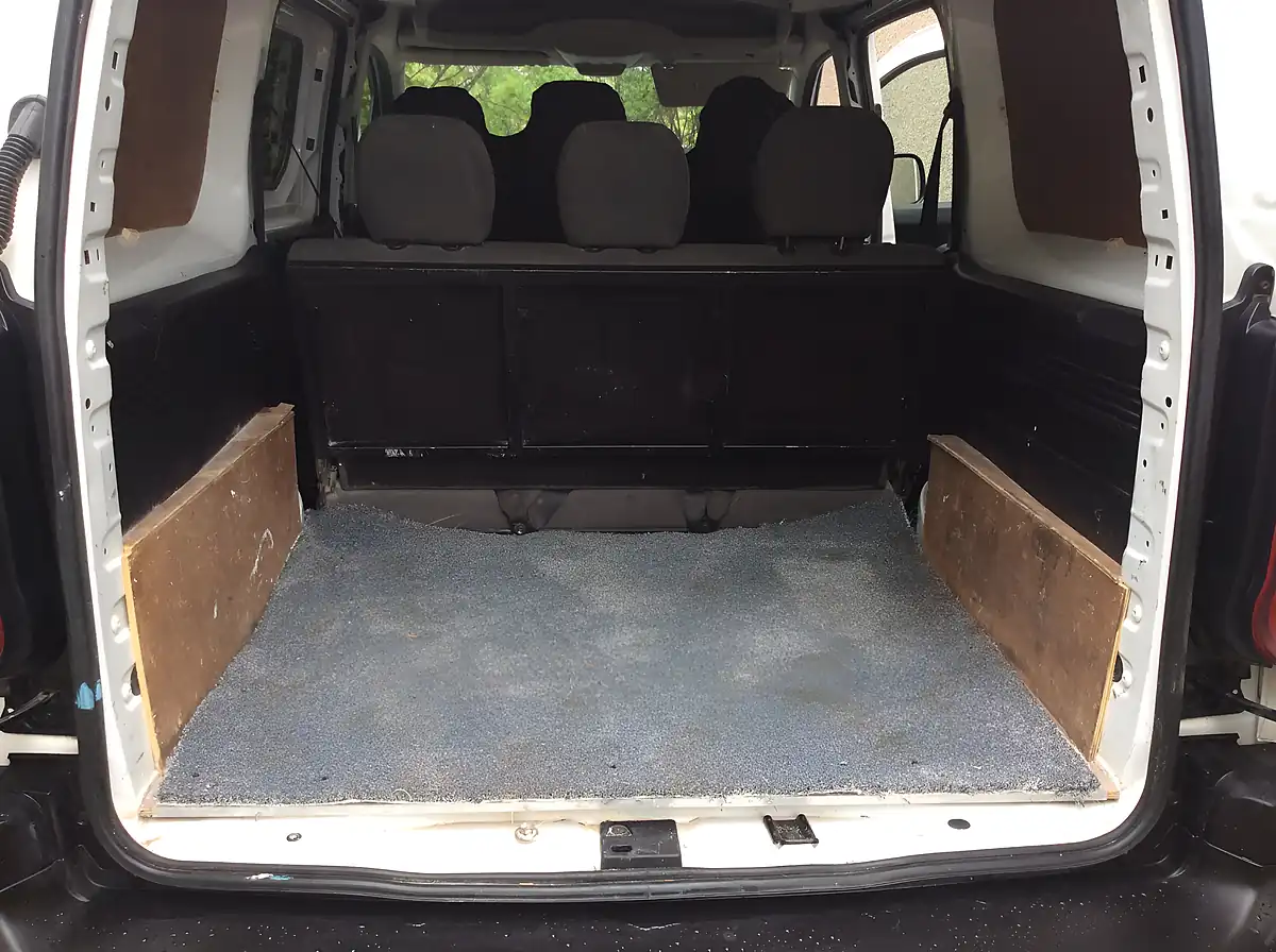 Used 2019 Citroen Berlingo Enterprise Xl White - Interior and Exterior details 14