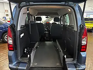 Used 2019 Citroen Berlingo Feel Blue - Interior and Exterior details 18