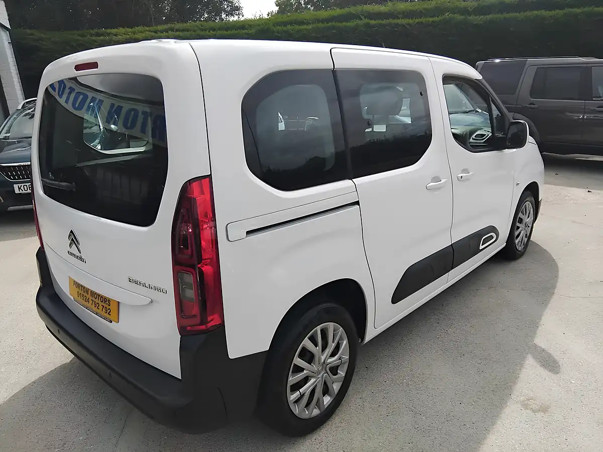 Used 2019 Citroen Berlingo Feel White - Interior and Exterior details 8