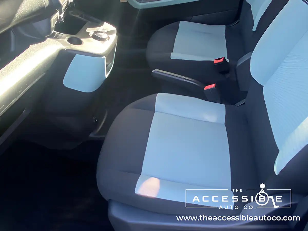 Used 2019 Citroen Berlingo Feel Xl Grey - Interior and Exterior details 14