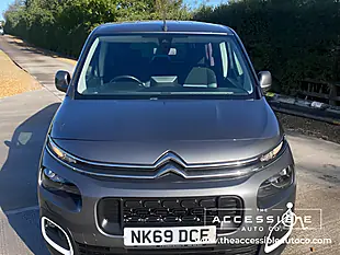 Used 2019 Citroen Berlingo Feel Xl Grey - Interior and Exterior details 7