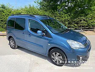 Used 2019 Citroen Berlingo Flair 3 Seater Blue - Interior and Exterior details 2