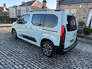 Used 2019 Citroen Berlingo Flair M Aqua Green - Interior and Exterior details 14