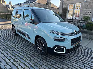 Used 2019 Citroen Berlingo Flair M Aqua Green - Interior and Exterior details 7