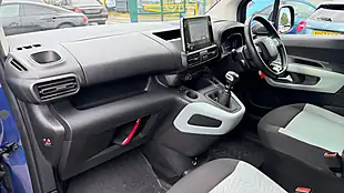 Used 2019 Citroen Berlingo Flair M Blue - Interior and Exterior details 11