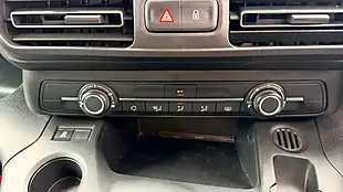 Used 2019 Citroen Berlingo Flair M Blue - Interior and Exterior details 13