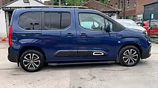 Used 2019 Citroen Berlingo Flair M Blue - Interior and Exterior details 2