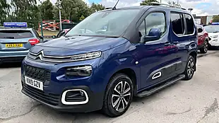 Used 2019 Citroen Berlingo Flair M Blue - Interior and Exterior details 7