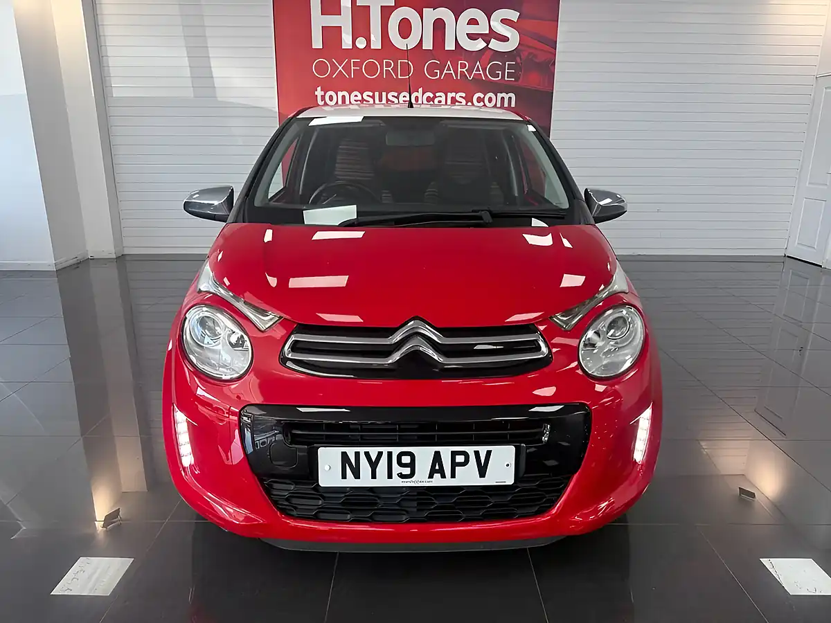 Used 2019 Citroen C1 Flair Red - Interior and Exterior details 13