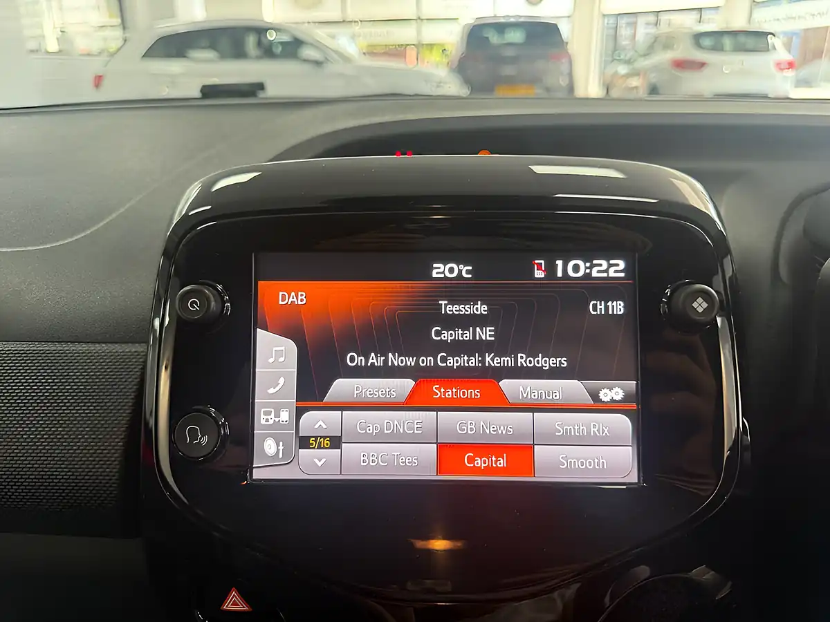 Used 2019 Citroen C1 Flair Red - Interior and Exterior details 16