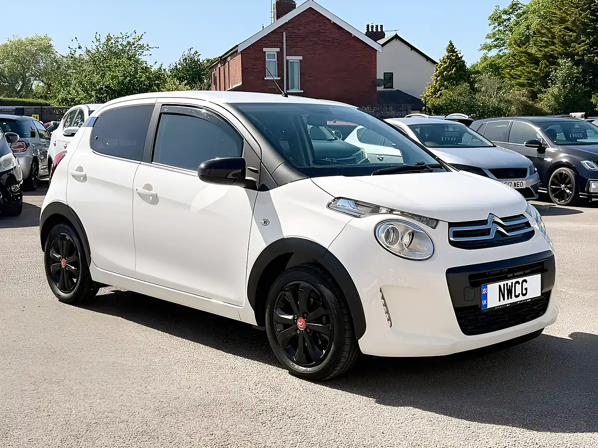 Used 2019 Citroen C1 Urban Ride White - Interior and Exterior details 3