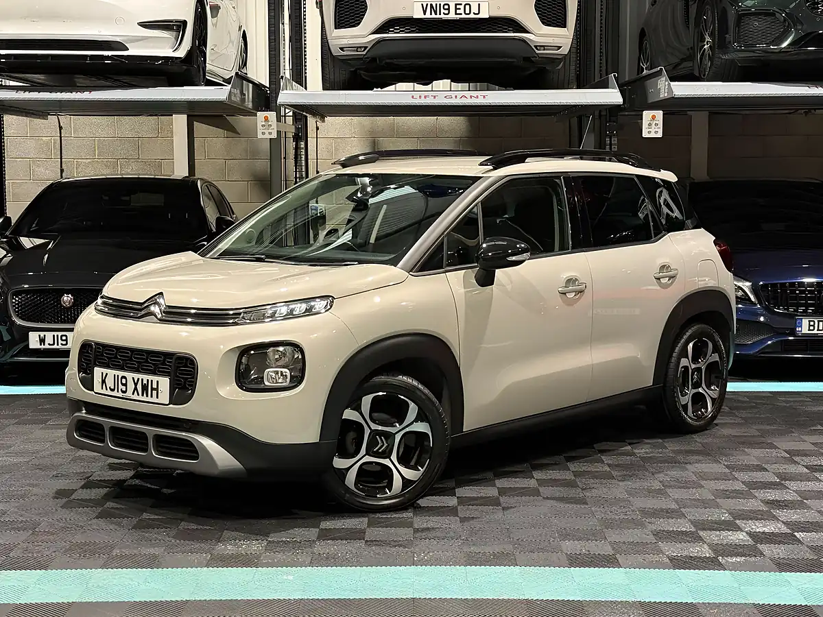 Used 2019 Citroen C3 Aircross Flair Beige - Interior and Exterior details 5