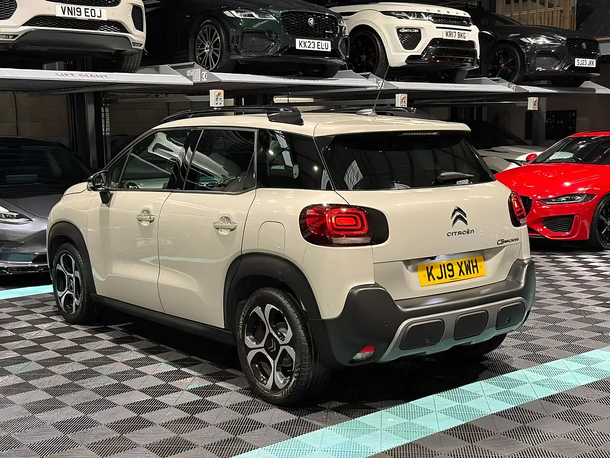 Used 2019 Citroen C3 Aircross Flair Beige - Interior and Exterior details 7