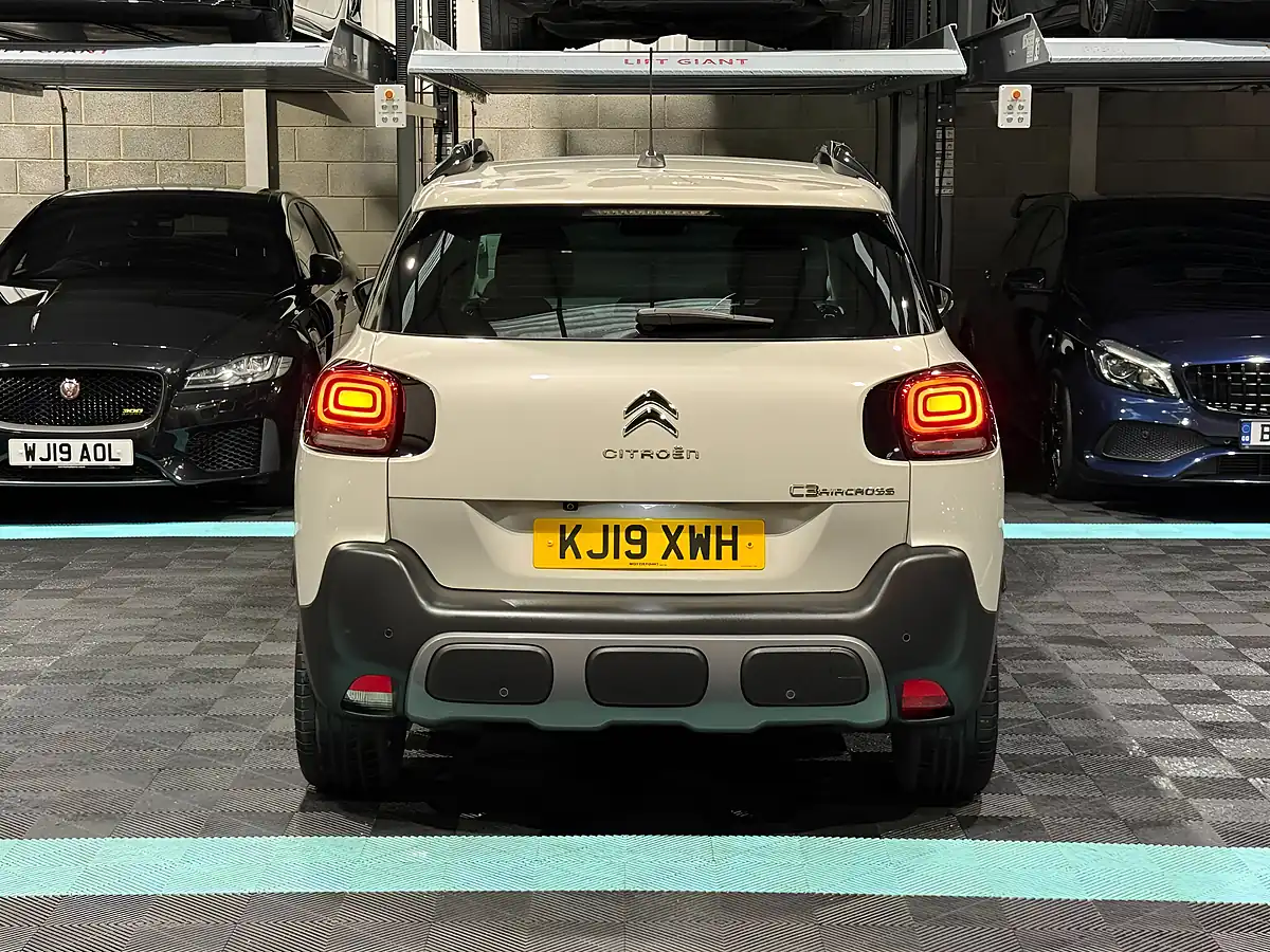 Used 2019 Citroen C3 Aircross Flair Beige - Interior and Exterior details 8