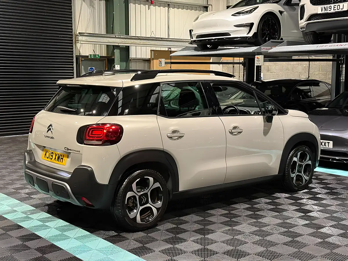 Used 2019 Citroen C3 Aircross Flair Beige - Interior and Exterior details 9