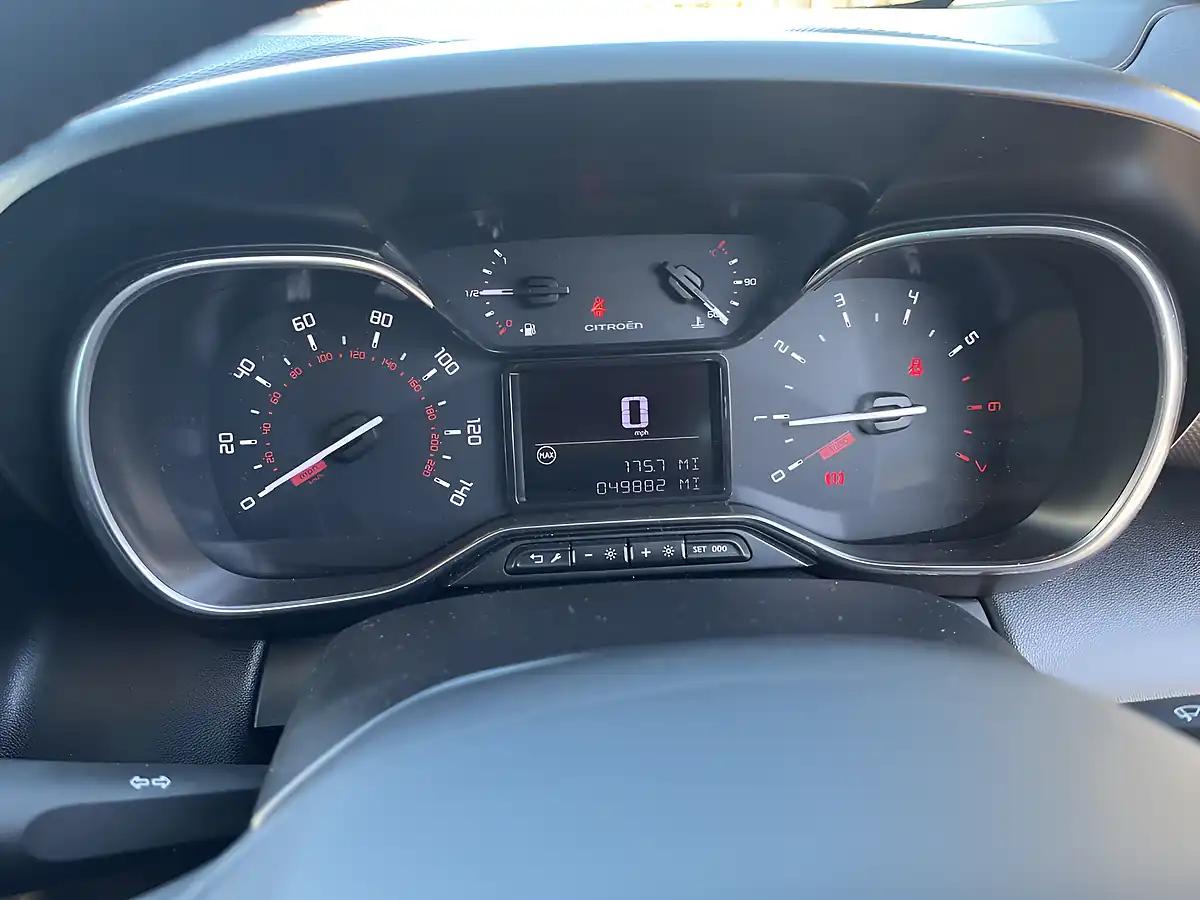 Used 2019 Citroen C3 Aircross Flair Black - Interior and Exterior details 13