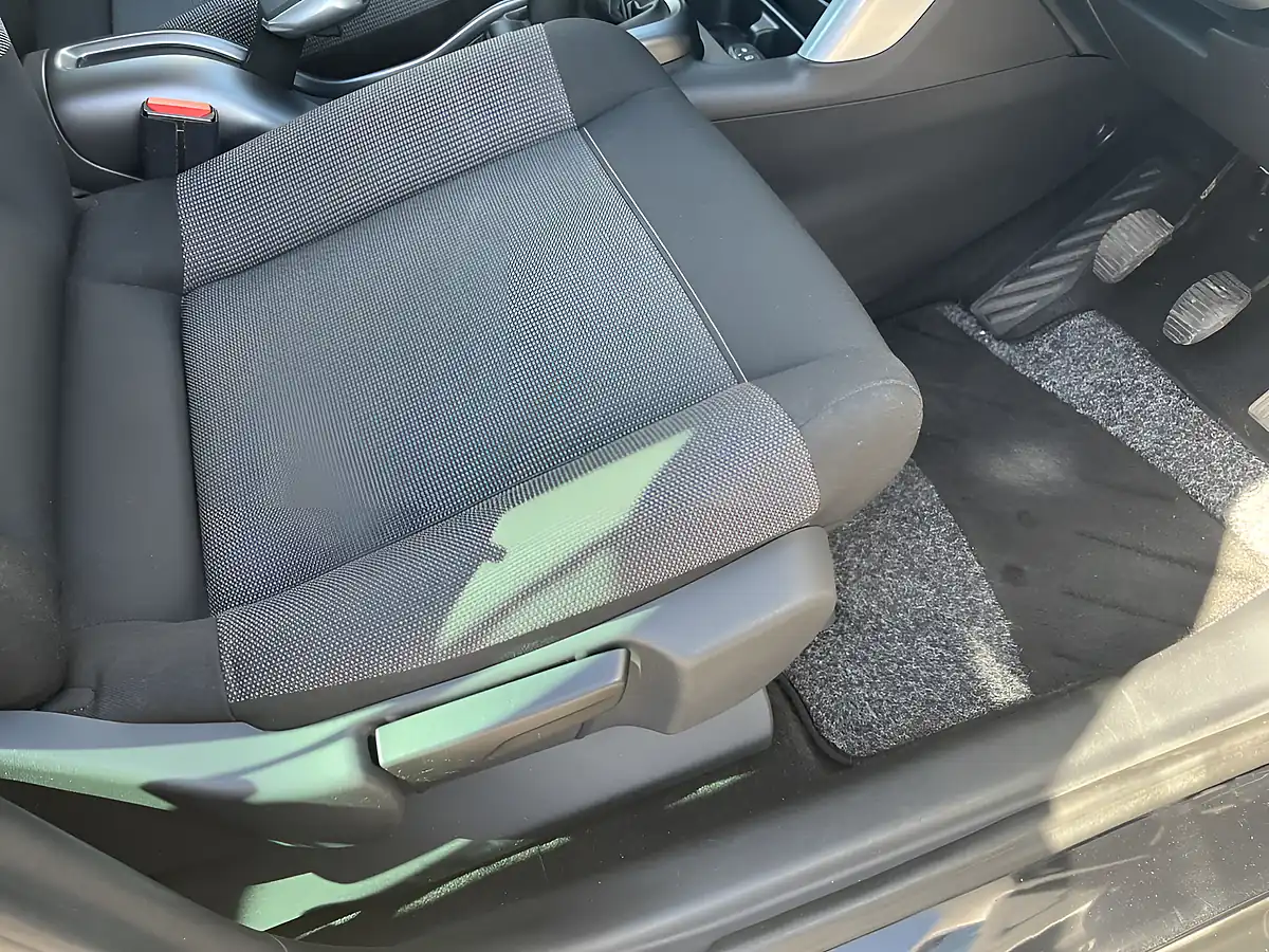 Used 2019 Citroen C3 Aircross Flair Black - Interior and Exterior details 7