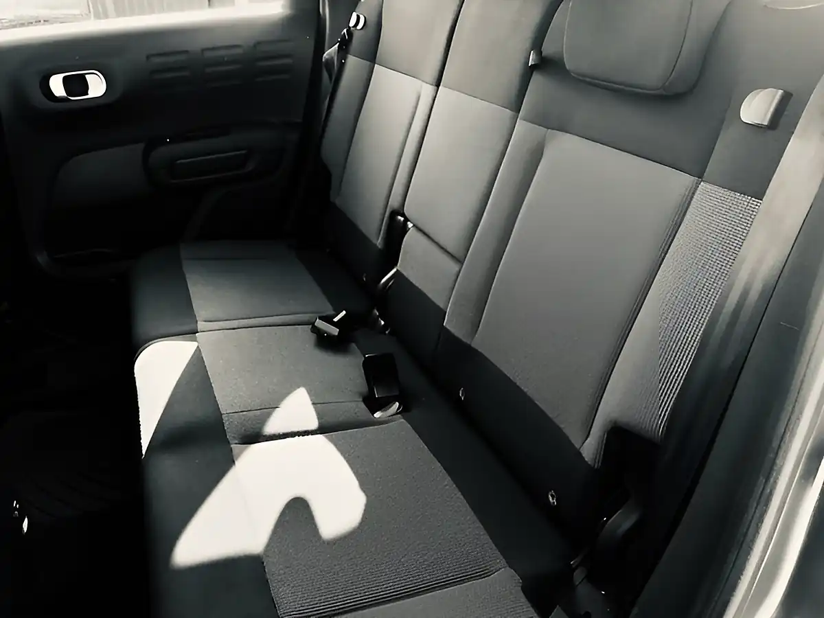 Used 2019 Citroen C3 Aircross Flair Grey - Interior and Exterior details 14