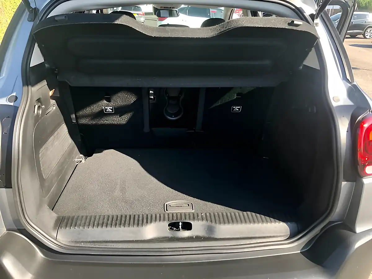 Used 2019 Citroen C3 Aircross Flair Grey - Interior and Exterior details 15