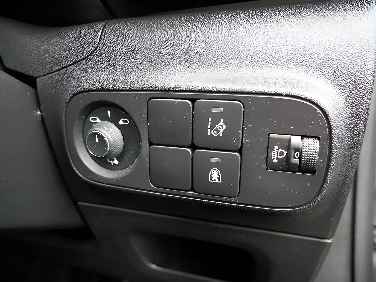 Used 2019 Citroen C3 Feel Nav Edition Grey - Interior and Exterior details 14