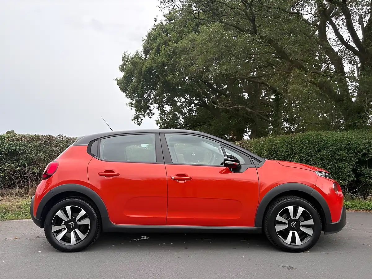 Used 2019 Citroen C3 Feel Orange - Interior and Exterior details 4