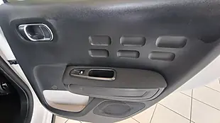 Used 2019 Citroen C3 Feel White - Interior and Exterior details 13
